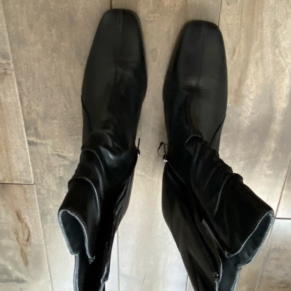 Nice boots, leather